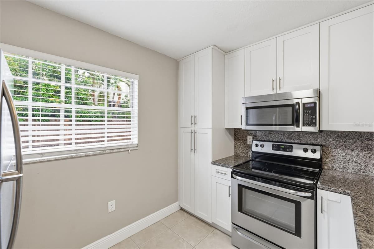 2207 CAROLINA AVENUE — photo 13 of 25