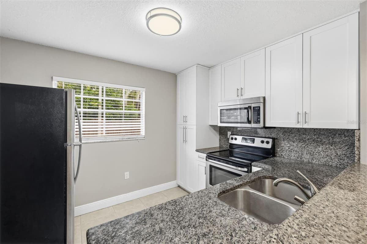 2207 CAROLINA AVENUE — photo 16 of 25