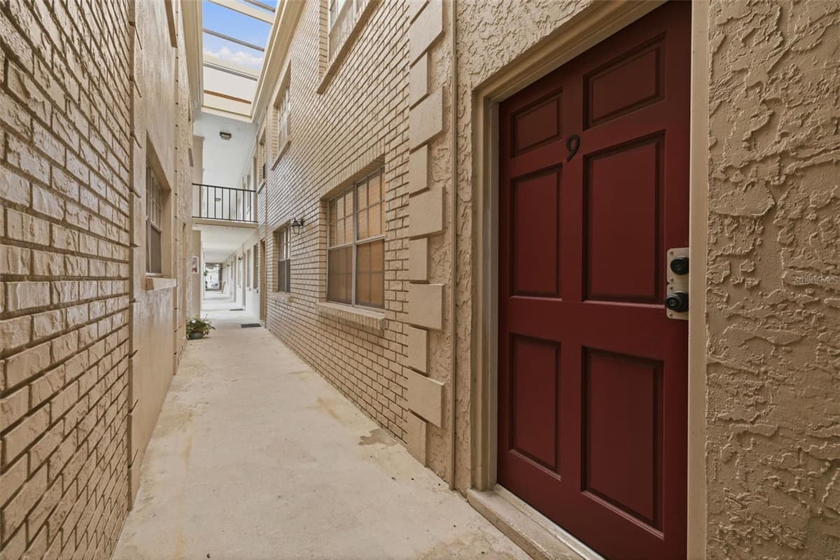 2207 CAROLINA AVENUE — photo 4 of 25