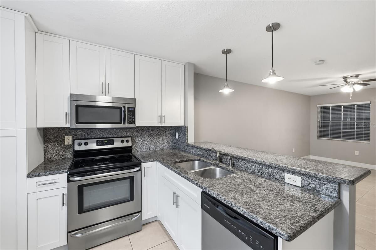 2207 CAROLINA AVENUE — photo 14 of 25