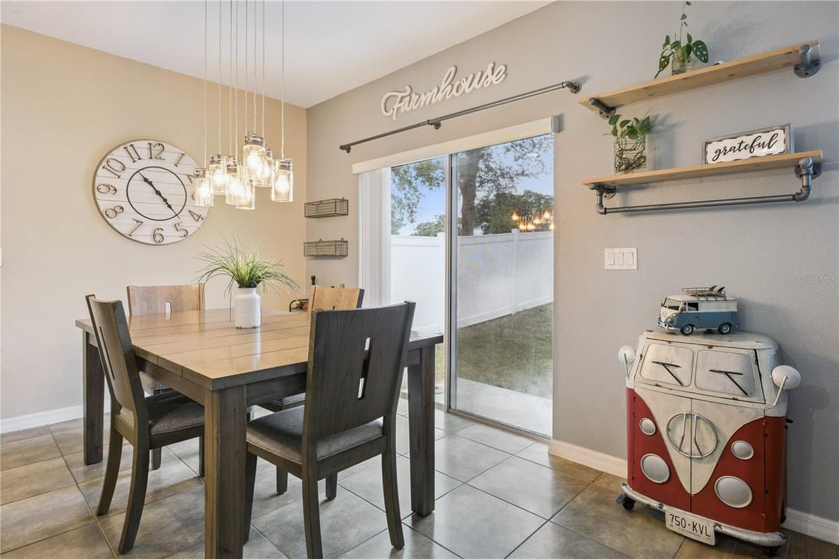 2541 MARTINS RUN — photo 19 of 57