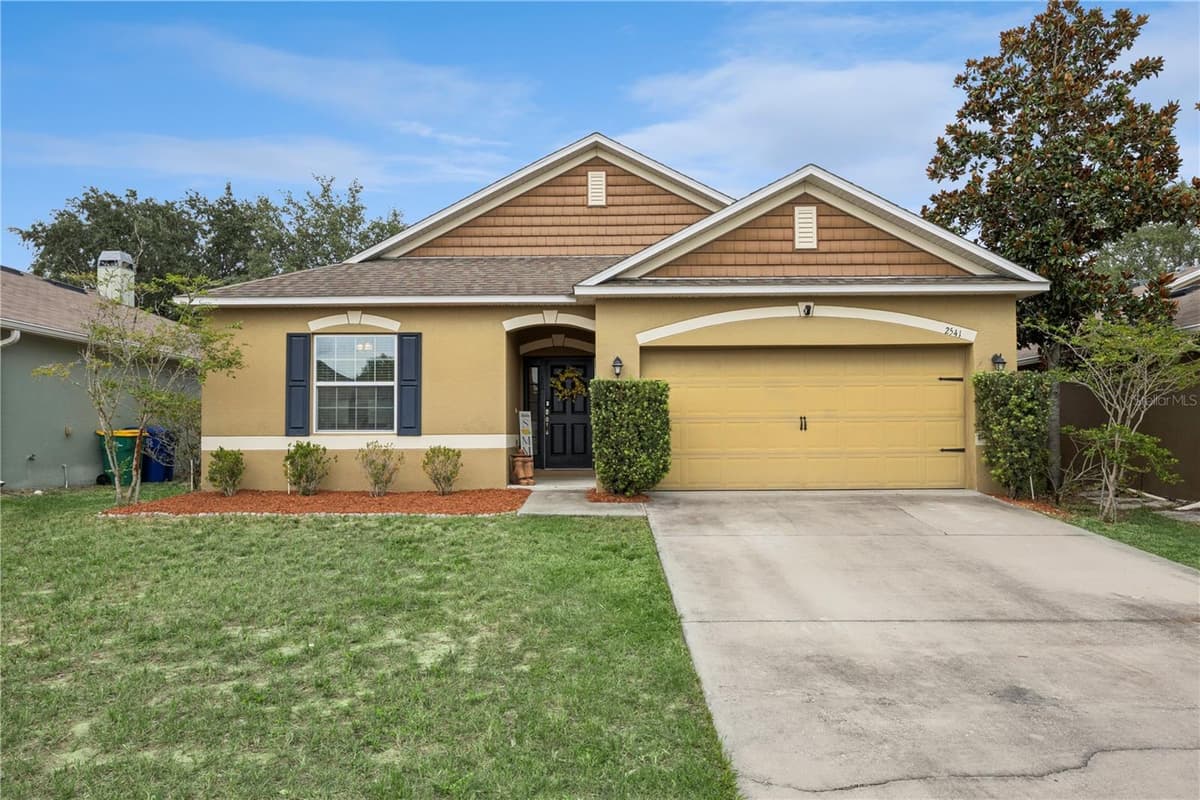 2541 MARTINS RUN — photo 2 of 57