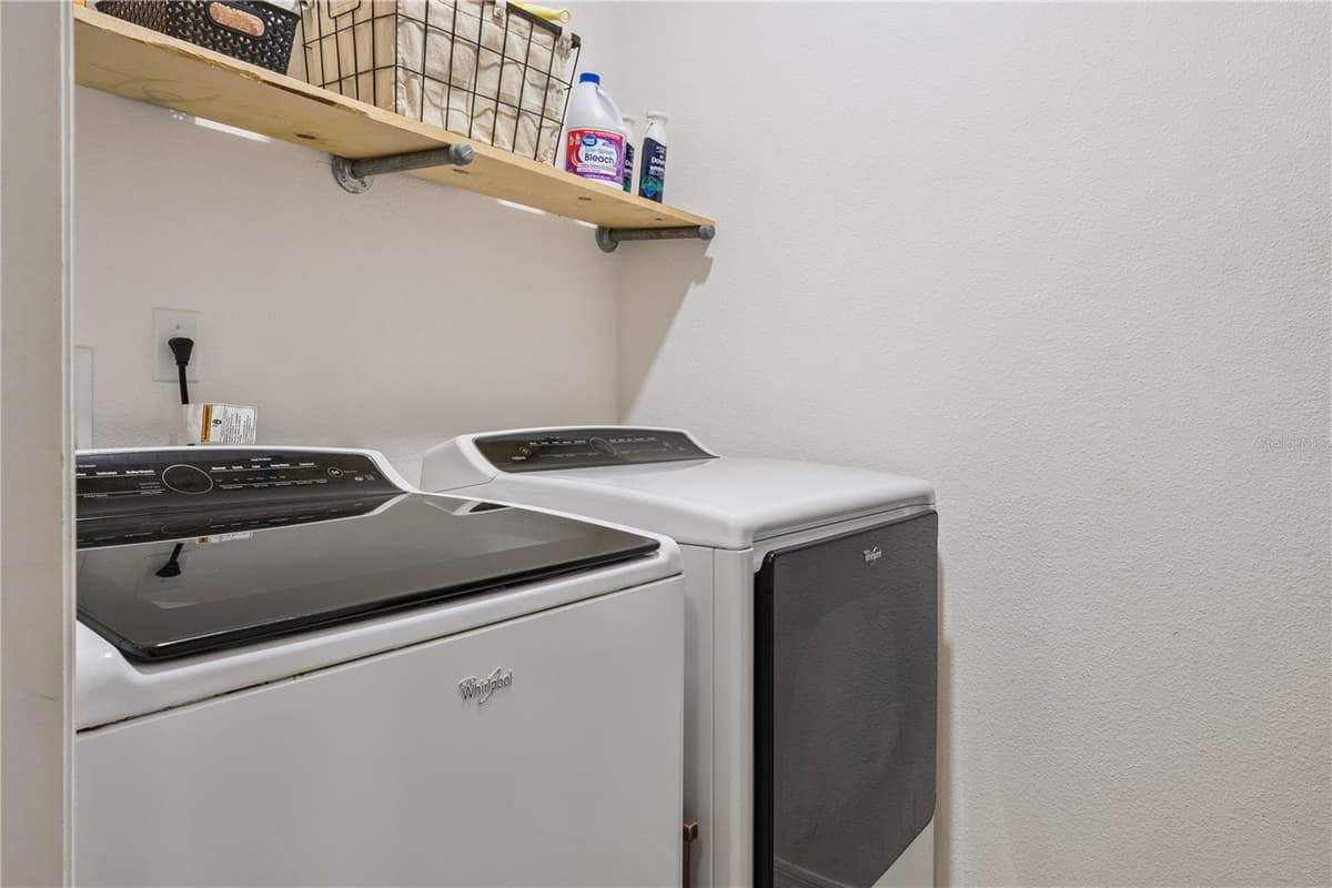 2541 MARTINS RUN — photo 37 of 57