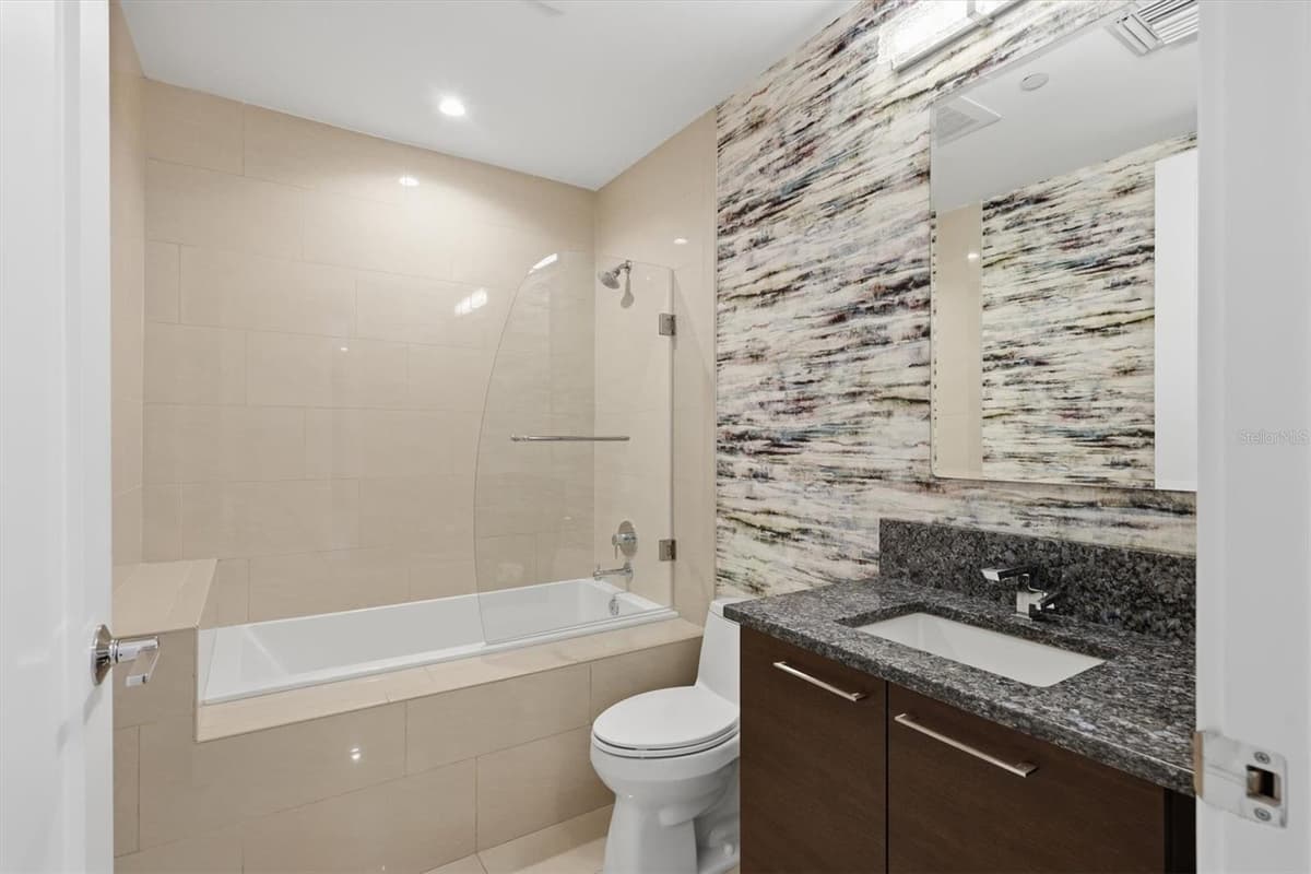 1155 GULFSTREAM AVENUE — photo 39 of 58