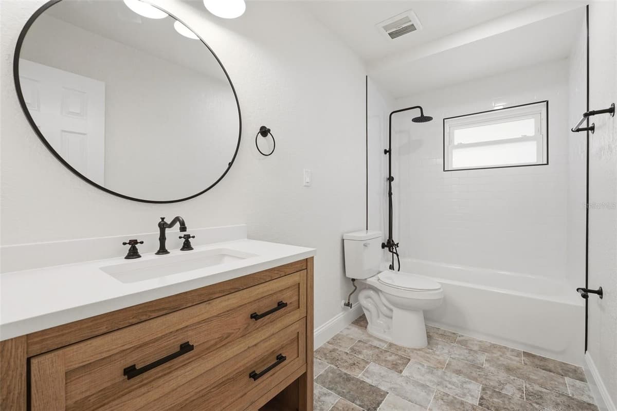 205 WHITMAN ROAD — photo 16 of 22