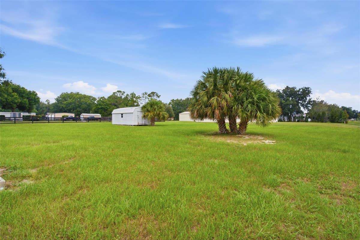 5101 LAKE GRIFFIN ROAD — photo 5 of 55