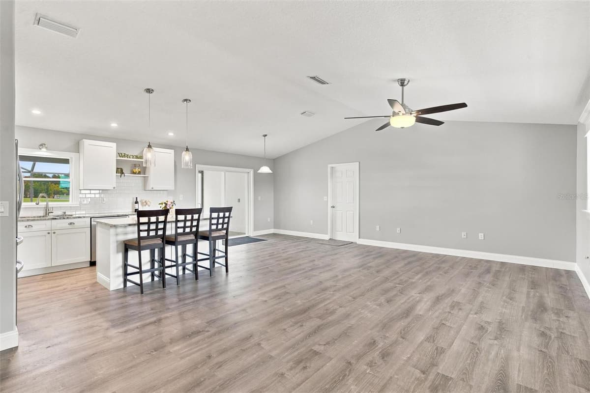 5101 LAKE GRIFFIN ROAD — photo 13 of 55