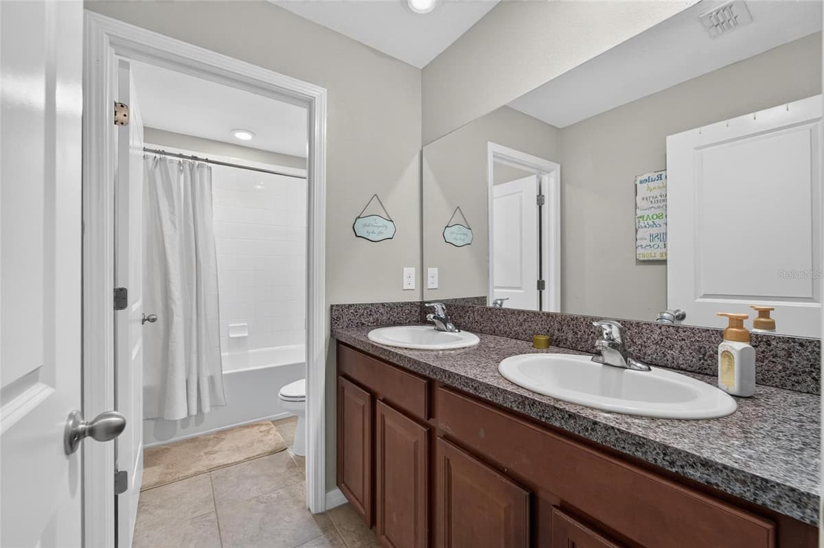 5119 WHITE CHICORY DRIVE — photo 65 of 90