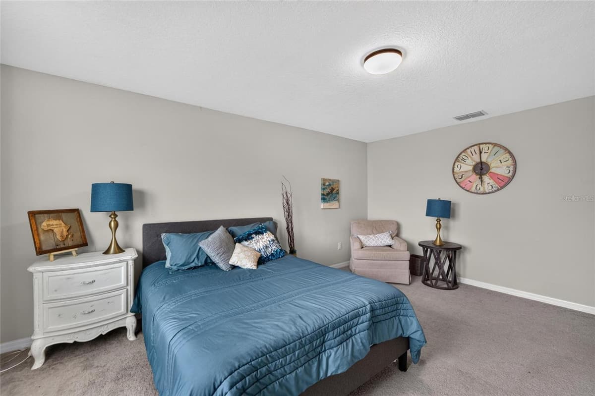 5119 WHITE CHICORY DRIVE — photo 43 of 90
