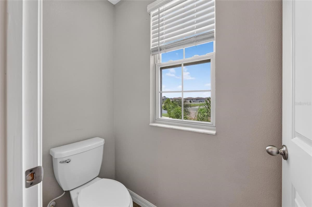 5119 WHITE CHICORY DRIVE — photo 47 of 90