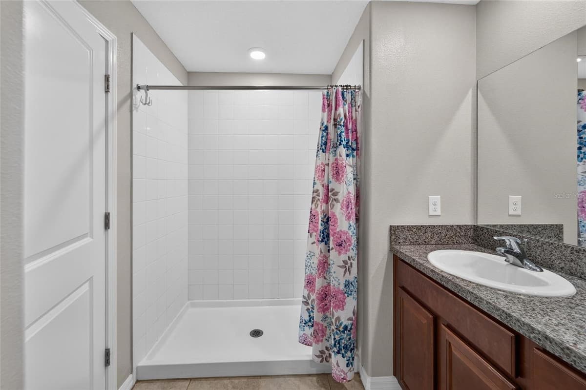 5119 WHITE CHICORY DRIVE — photo 46 of 90