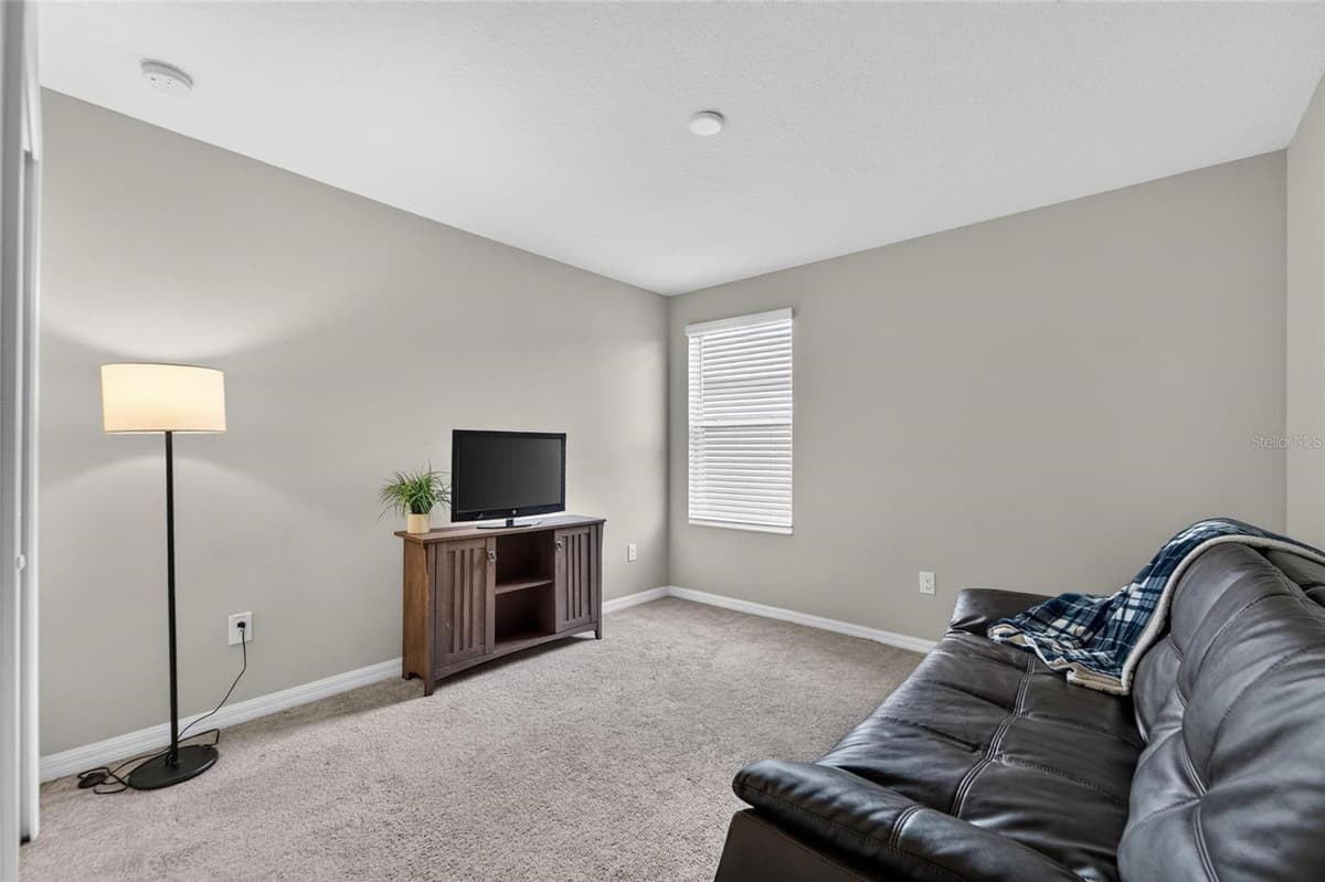 5119 WHITE CHICORY DRIVE — photo 52 of 90