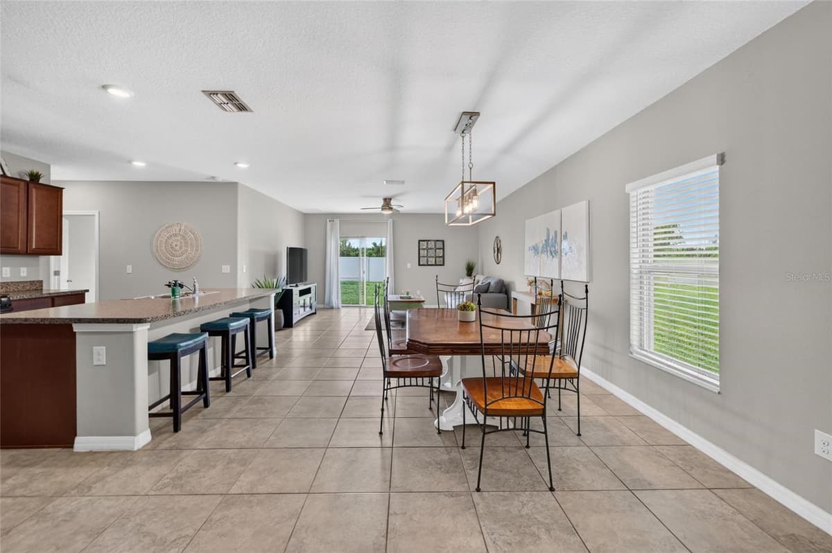 5119 WHITE CHICORY DRIVE — photo 16 of 90