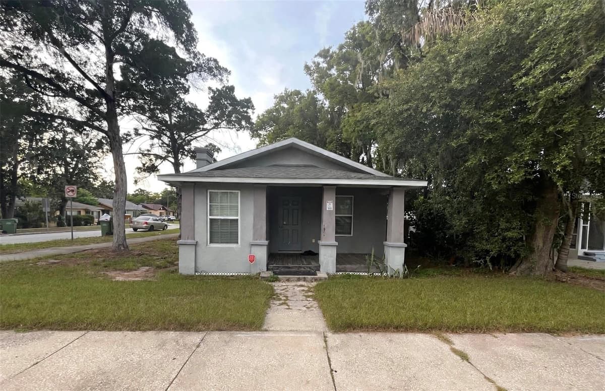 1712 MAIN STREET — photo 1 of 14