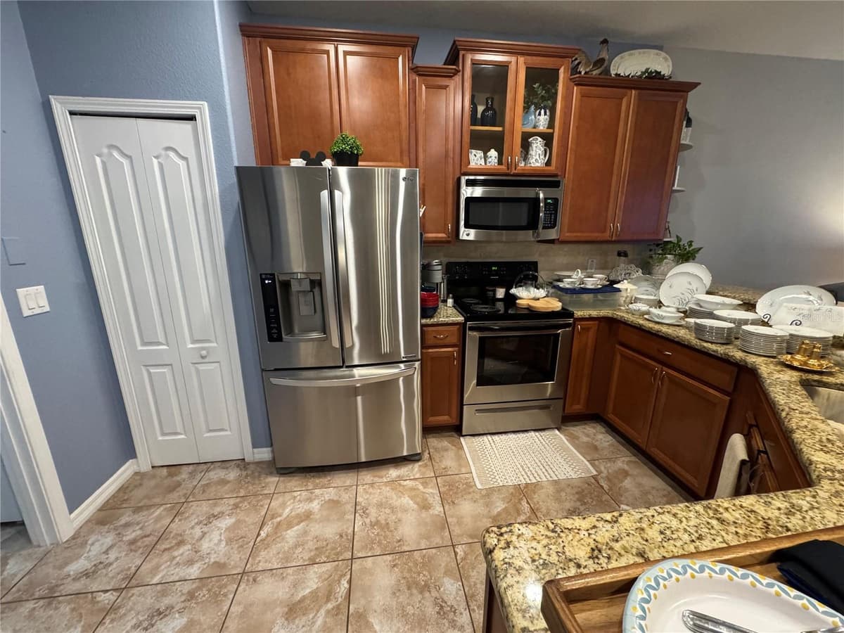 3641 SOLANA CIRCLE — photo 12 of 31