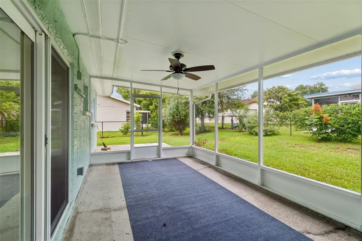 12807 WILLOWDALE WAY — photo 36 of 45