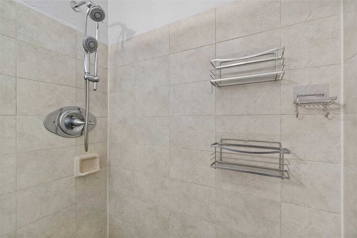 12807 WILLOWDALE WAY — photo 33 of 45