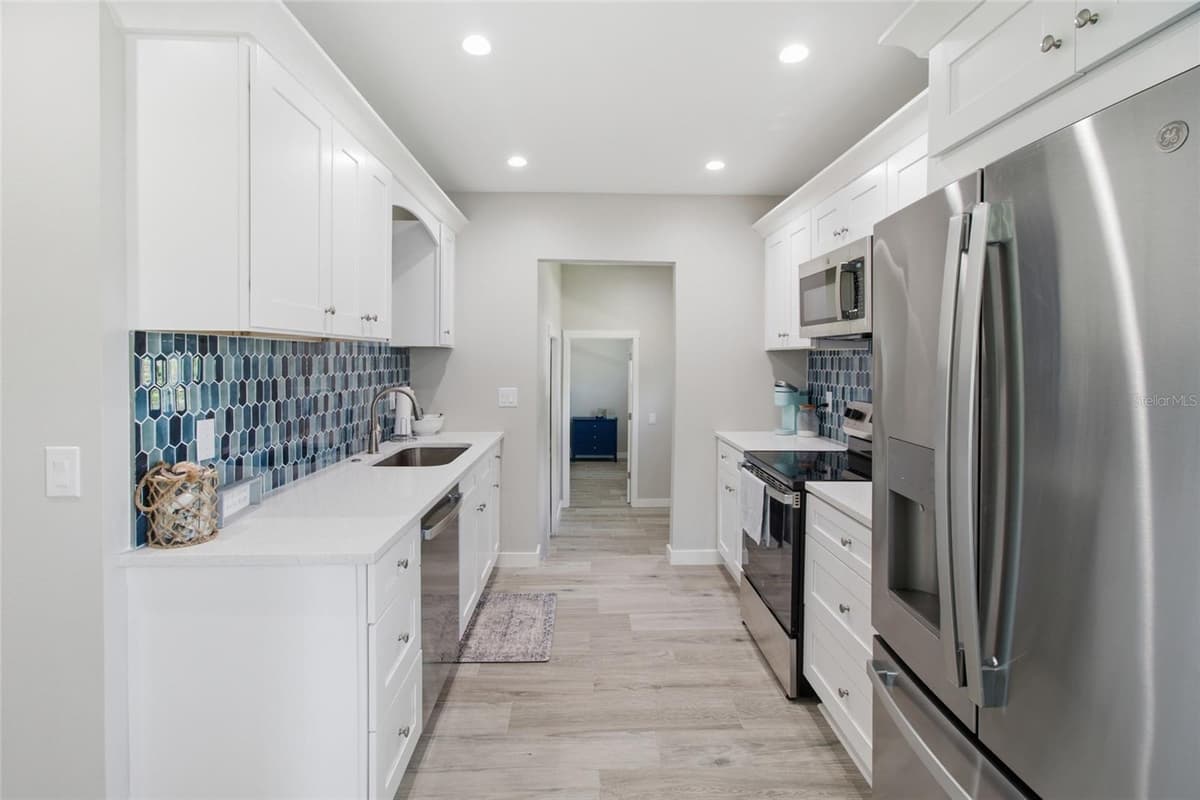 1902 SAINT GEORGE DRIVE — photo 7 of 50
