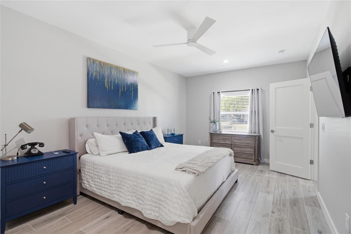 1902 SAINT GEORGE DRIVE — photo 14 of 50