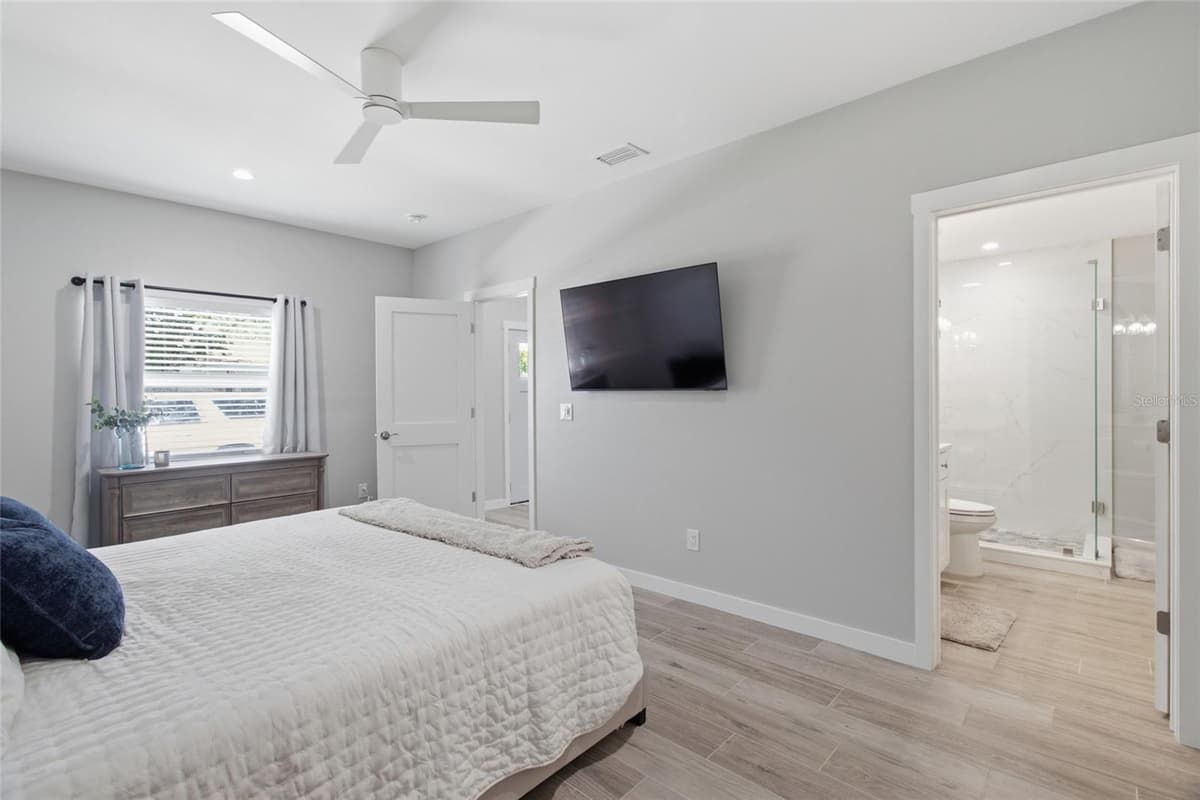 1902 SAINT GEORGE DRIVE — photo 16 of 50