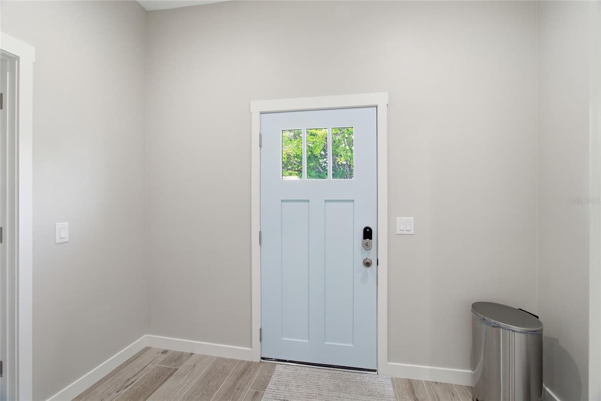 1902 SAINT GEORGE DRIVE — photo 33 of 50
