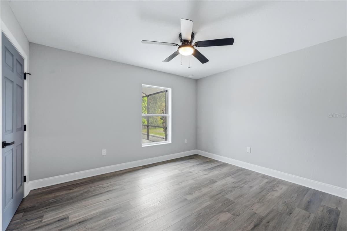 281 PEMBROKE DRIVE — photo 23 of 53