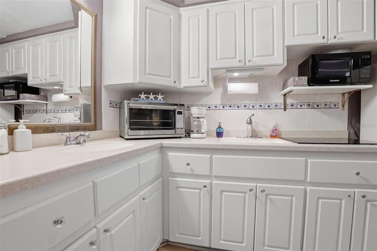 2700 ATLANTIC AVENUE — photo 17 of 27