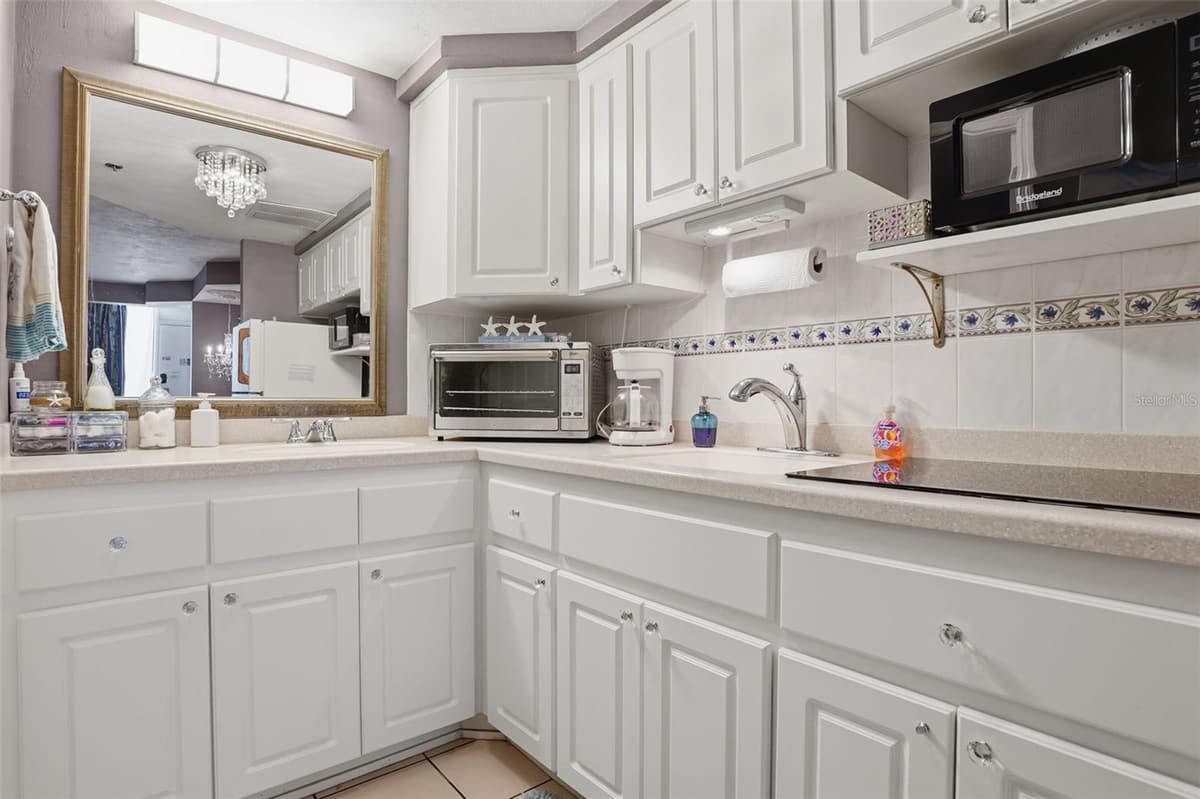 2700 ATLANTIC AVENUE — photo 16 of 27