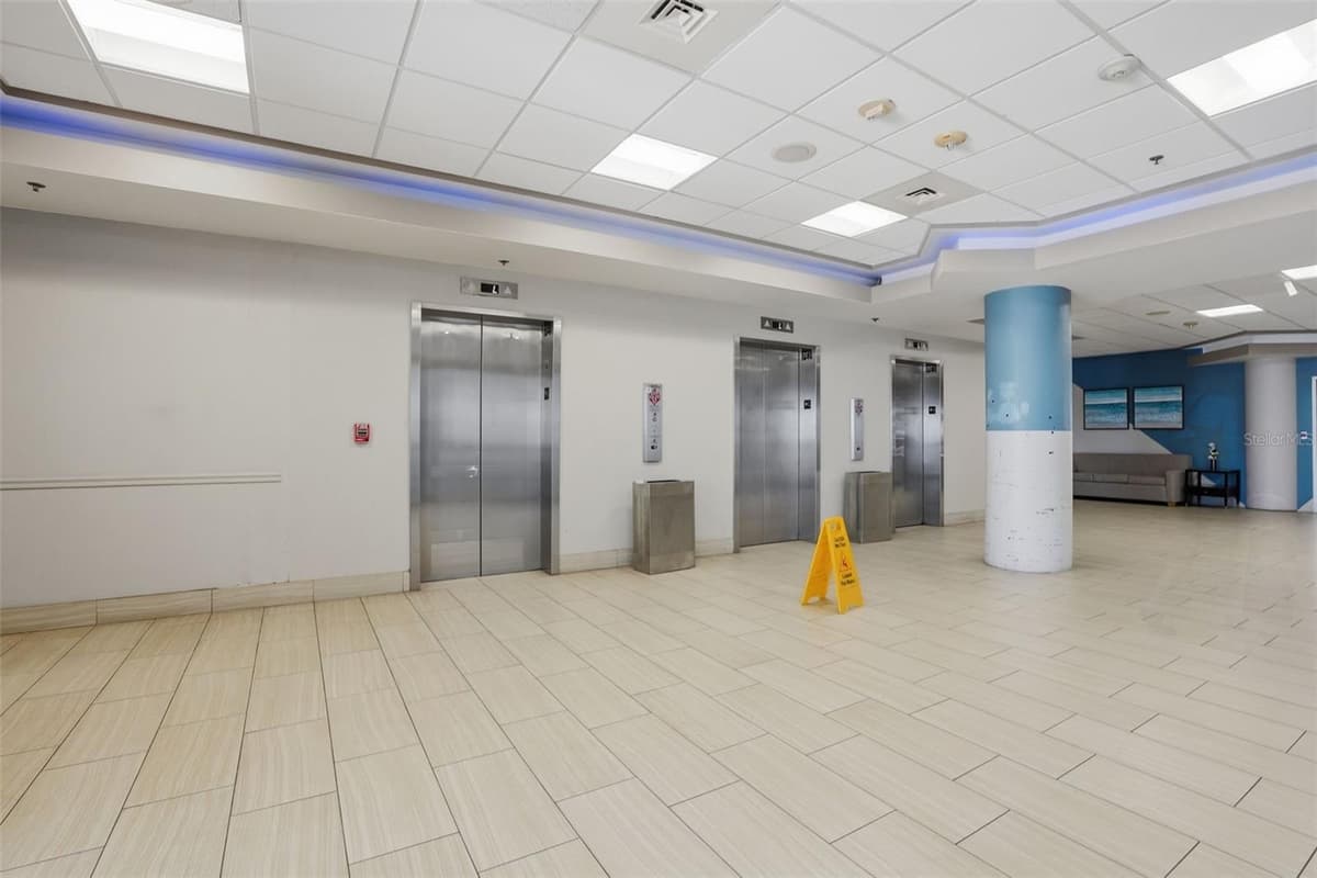 2700 ATLANTIC AVENUE — photo 4 of 27