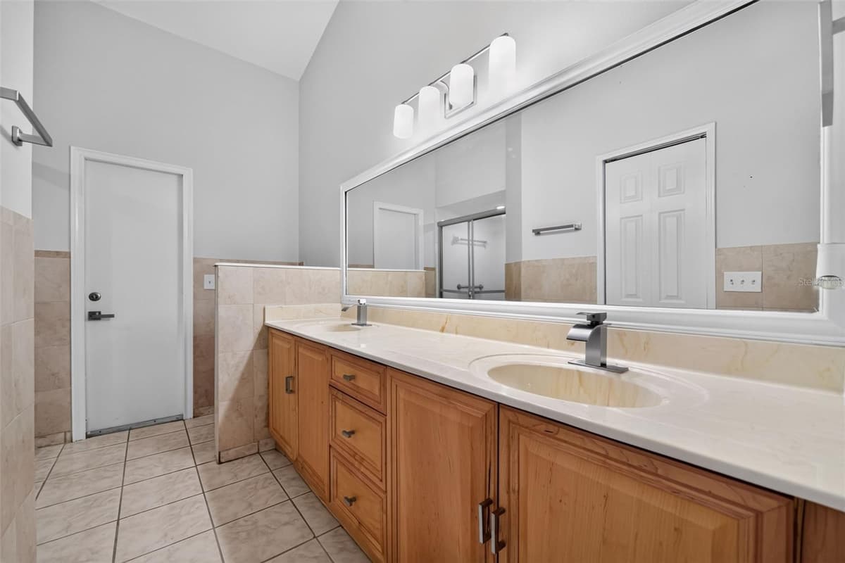 1224 ANDES DR — photo 9 of 15