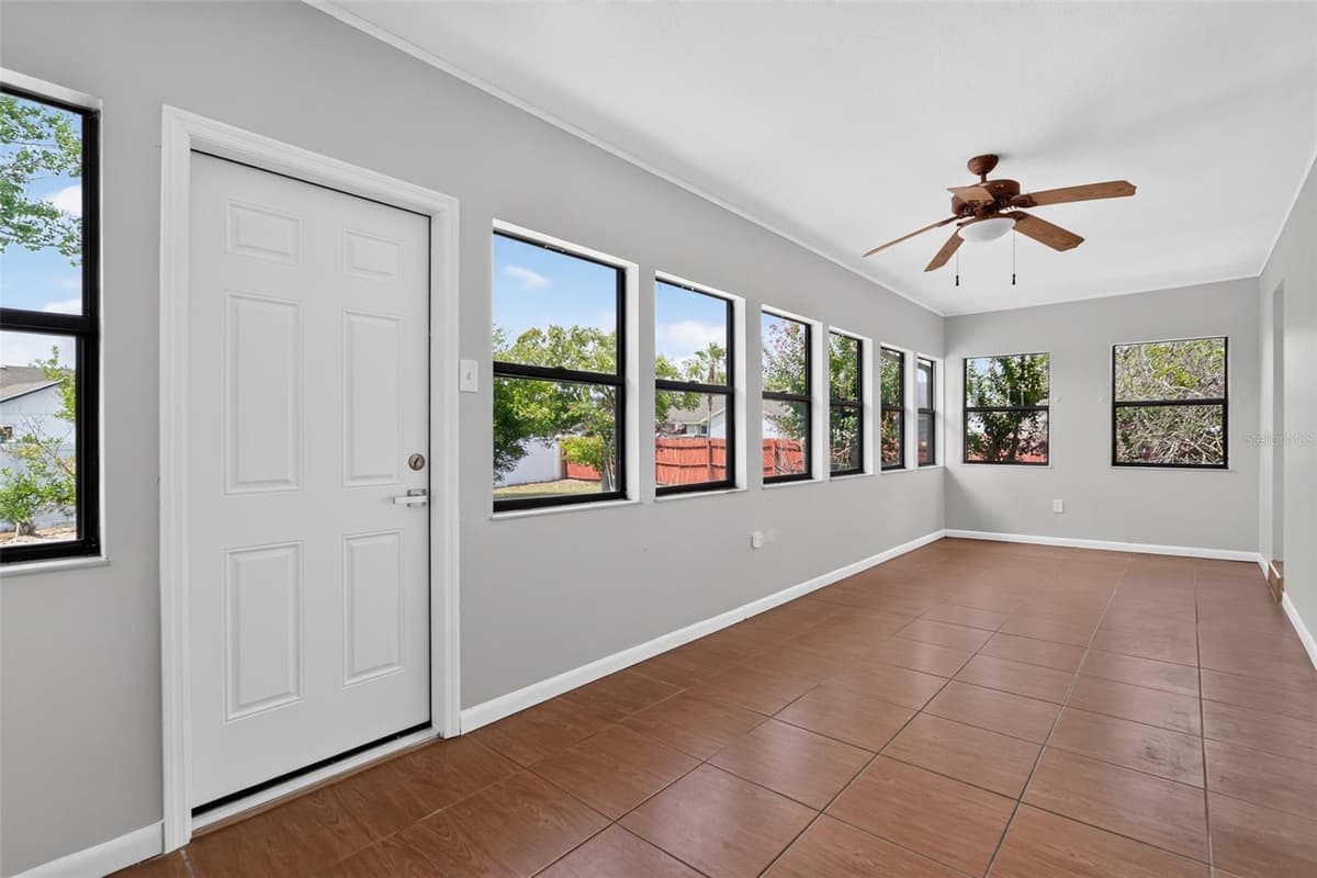 1224 ANDES DR — photo 13 of 15