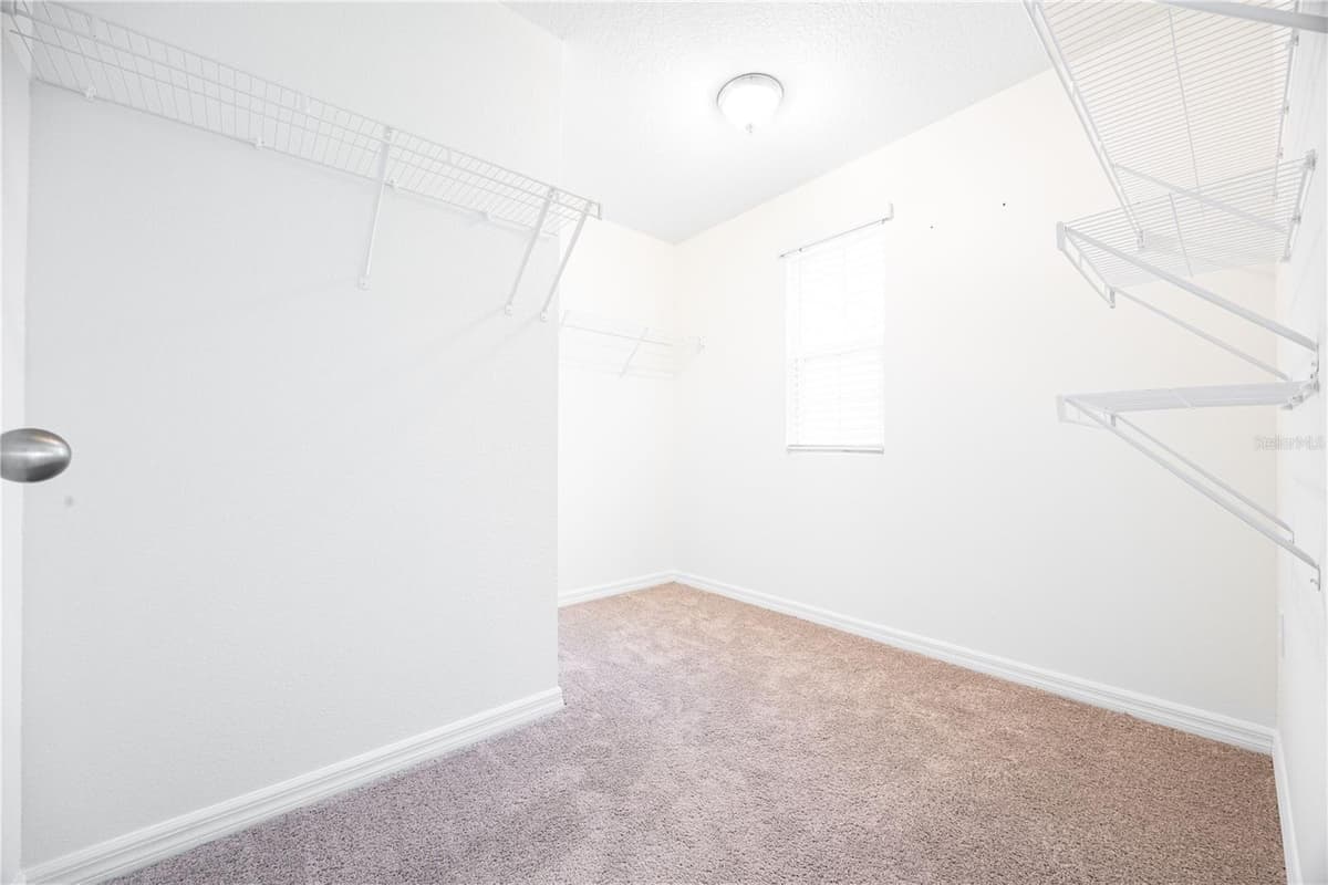 24595 11TH PLACE — photo 17 of 44