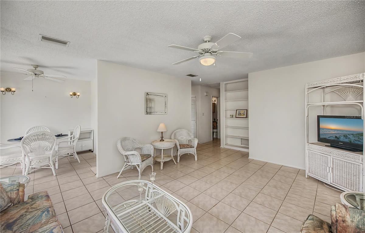 2828 MAGNOLIA WAY — photo 25 of 47
