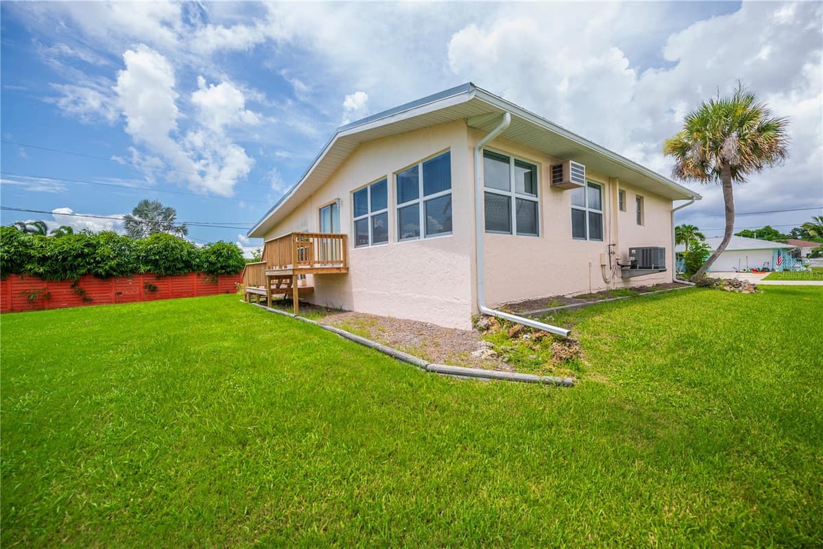 2828 MAGNOLIA WAY — photo 41 of 47