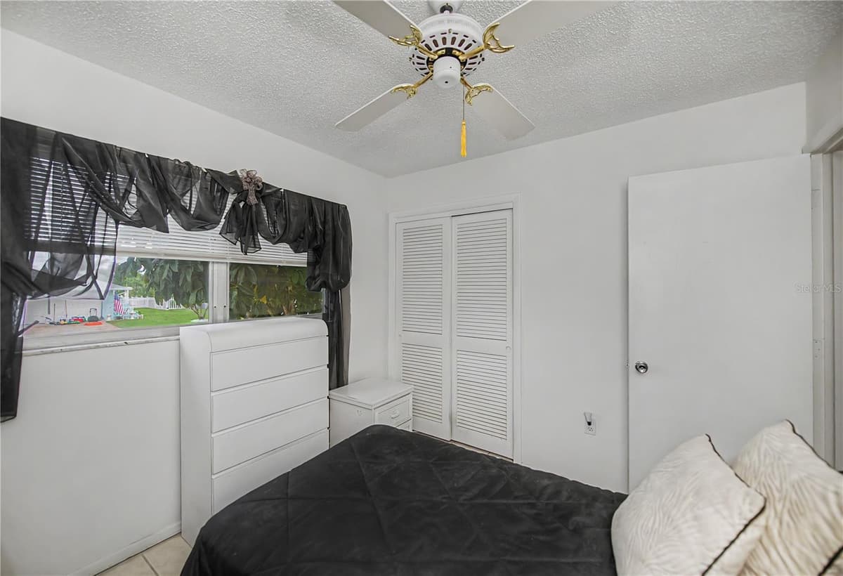 2828 MAGNOLIA WAY — photo 32 of 47
