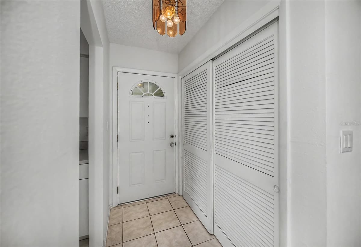 2828 MAGNOLIA WAY — photo 14 of 47