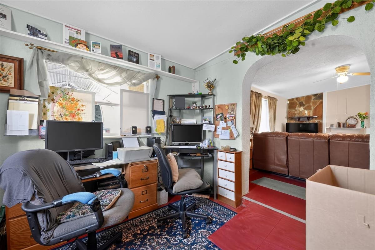 3108 8TH AVENUE — photo 36 of 38