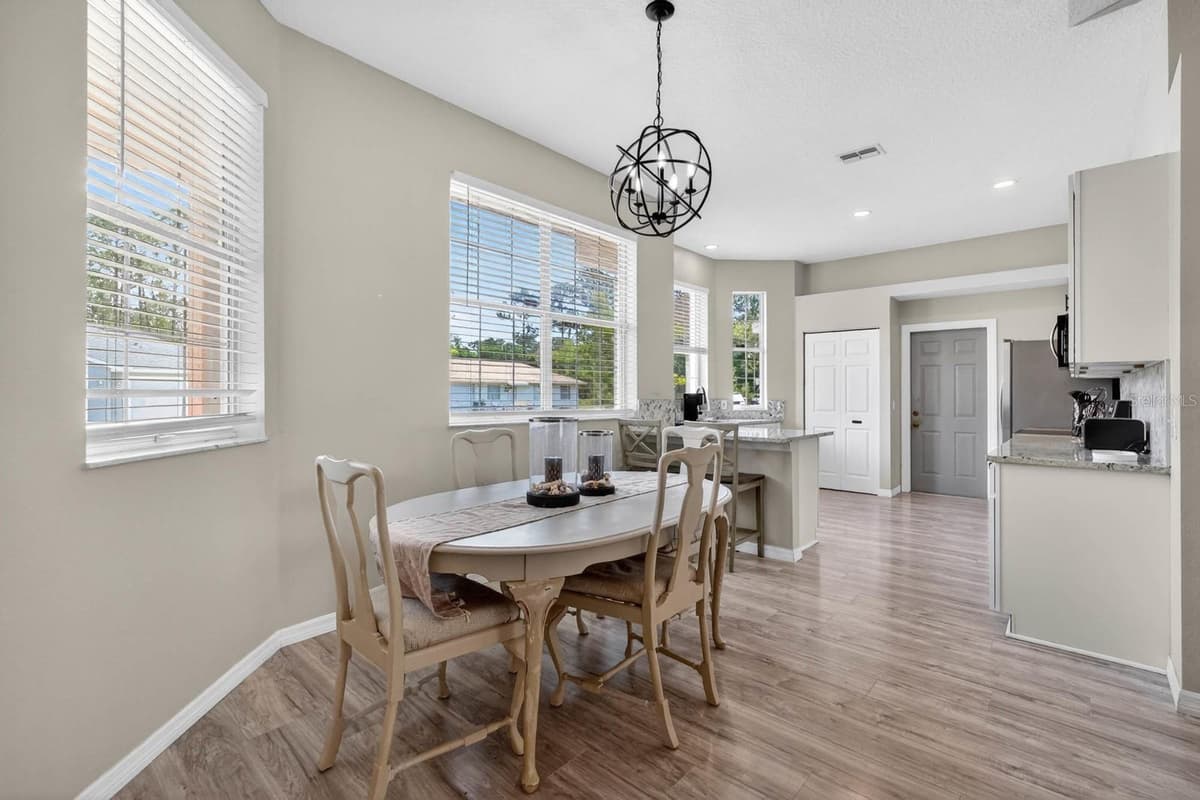 2 UNITY COURT — photo 15 of 45