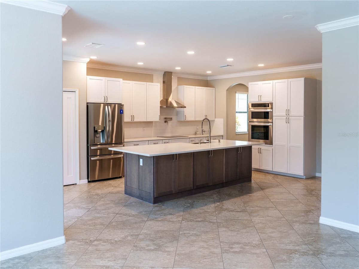 1588 VIZCAYA LANE — photo 23 of 93