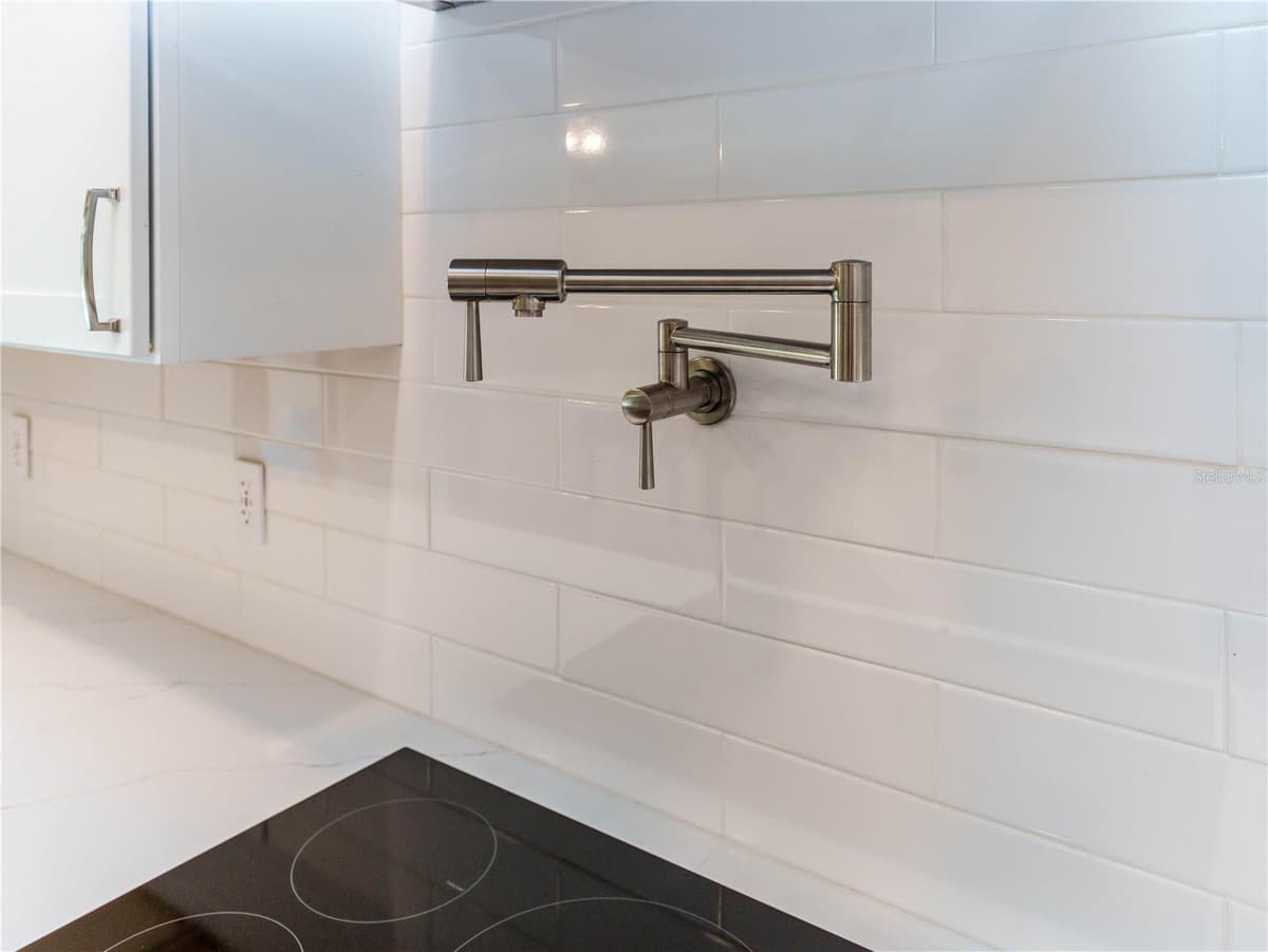 1588 VIZCAYA LANE — photo 66 of 93