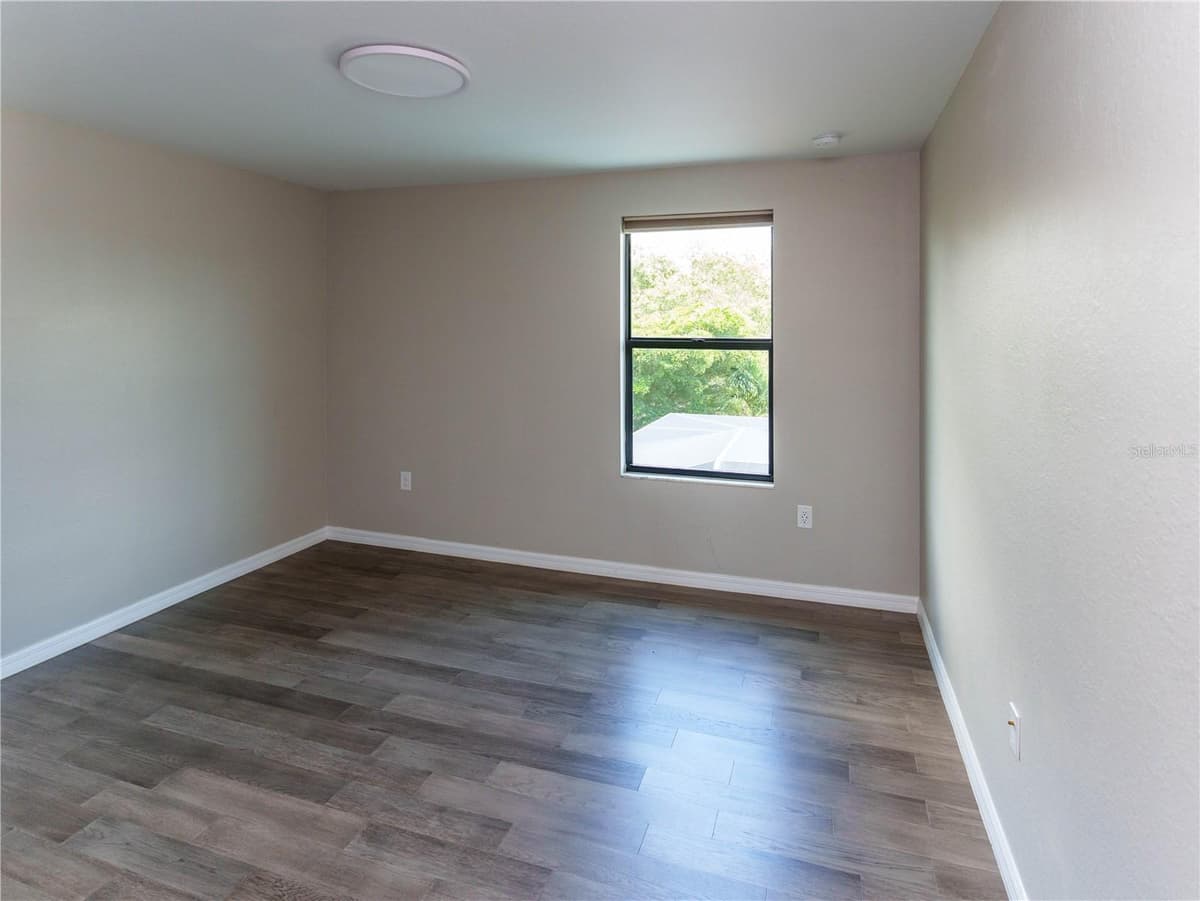 1588 VIZCAYA LANE — photo 50 of 93