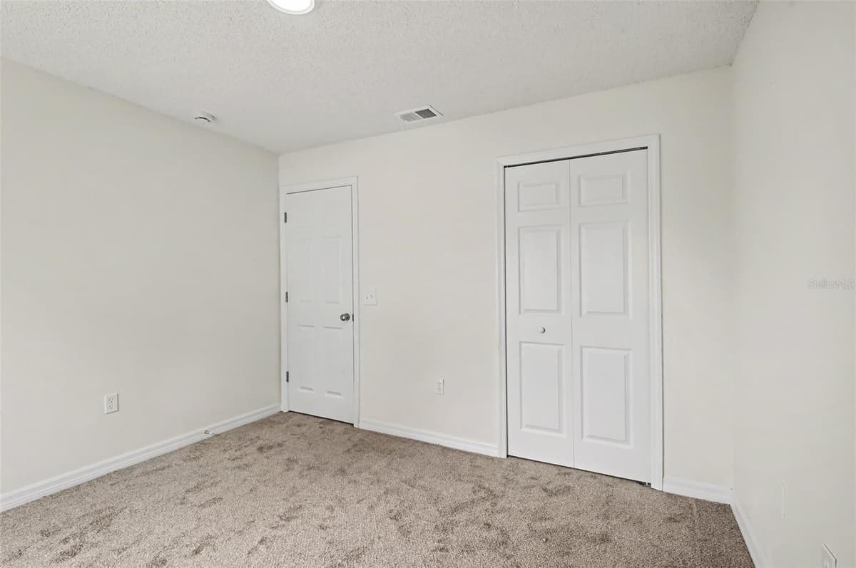 1093 AMANDA KAY CIRCLE — photo 11 of 17