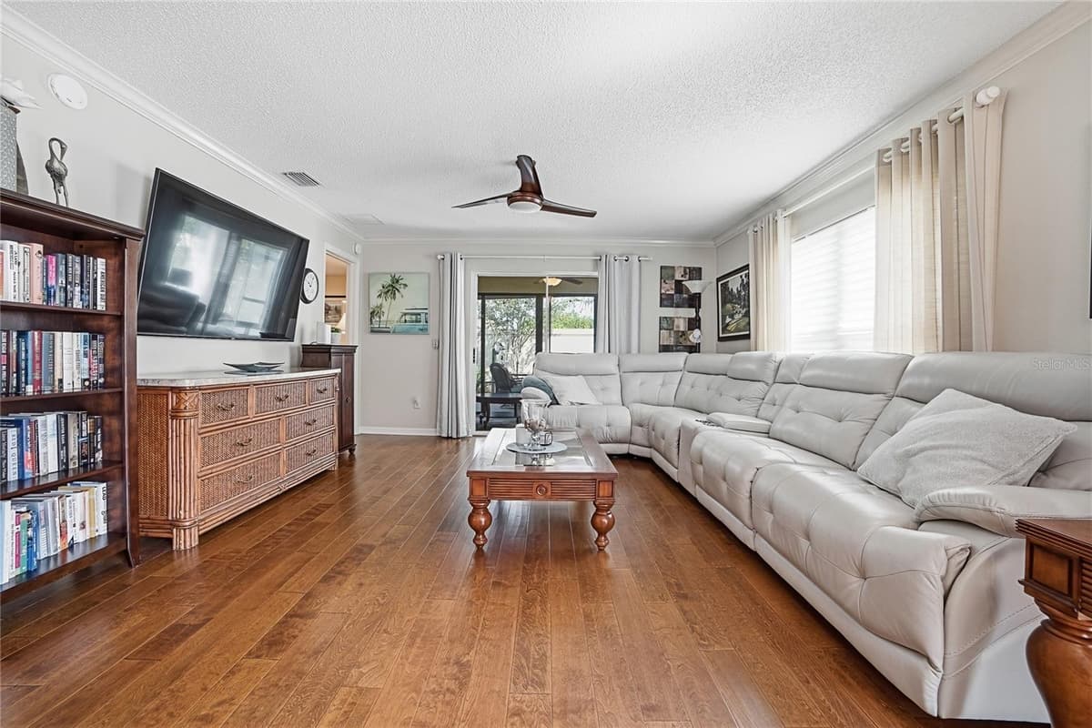 1472 ALEXA PLACE — photo 3 of 31