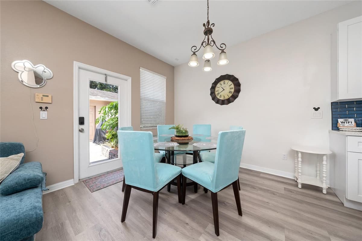 12744 LANGSTAFF DRIVE — photo 9 of 33