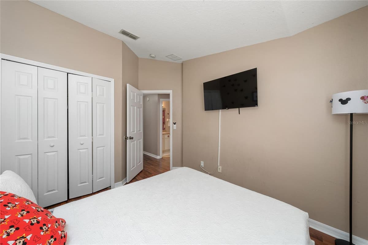12744 LANGSTAFF DRIVE — photo 17 of 33