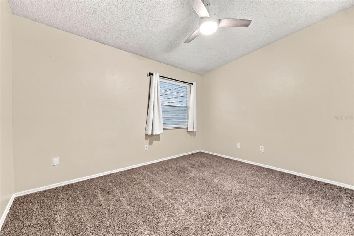 2350 FLETCHERS POINT CIRCLE — photo 16 of 37