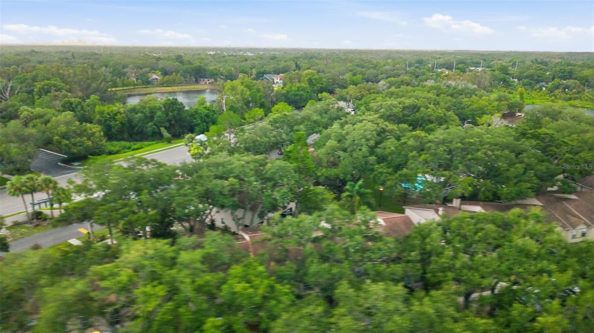 2350 FLETCHERS POINT CIRCLE — photo 33 of 37