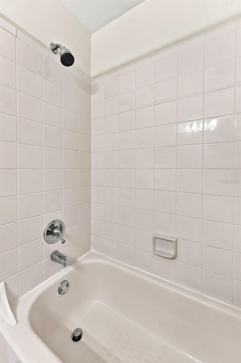 2350 FLETCHERS POINT CIRCLE — photo 20 of 37