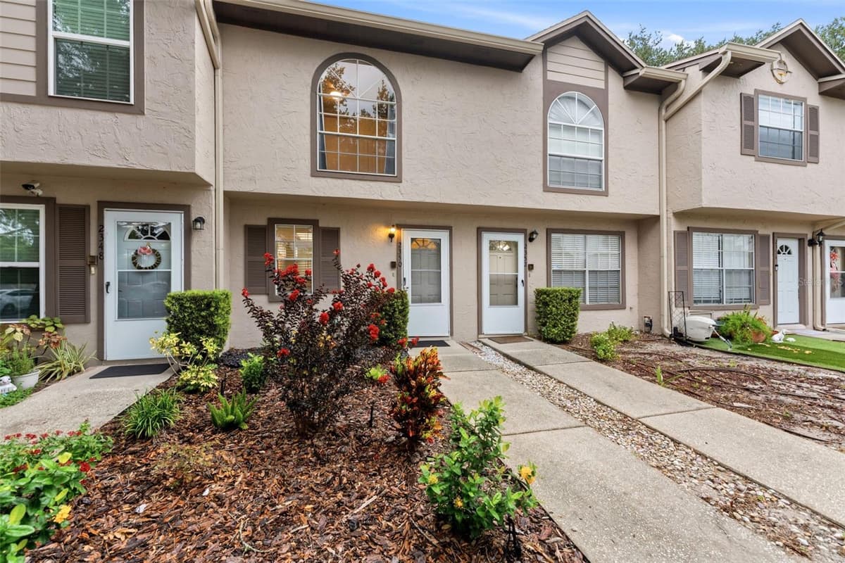 2350 FLETCHERS POINT CIRCLE — photo 4 of 37