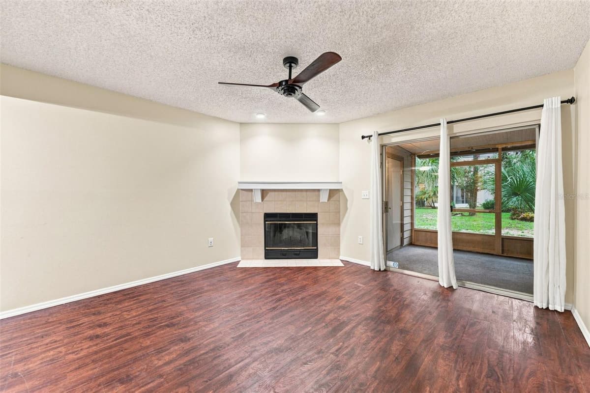 2350 FLETCHERS POINT CIRCLE — photo 14 of 37